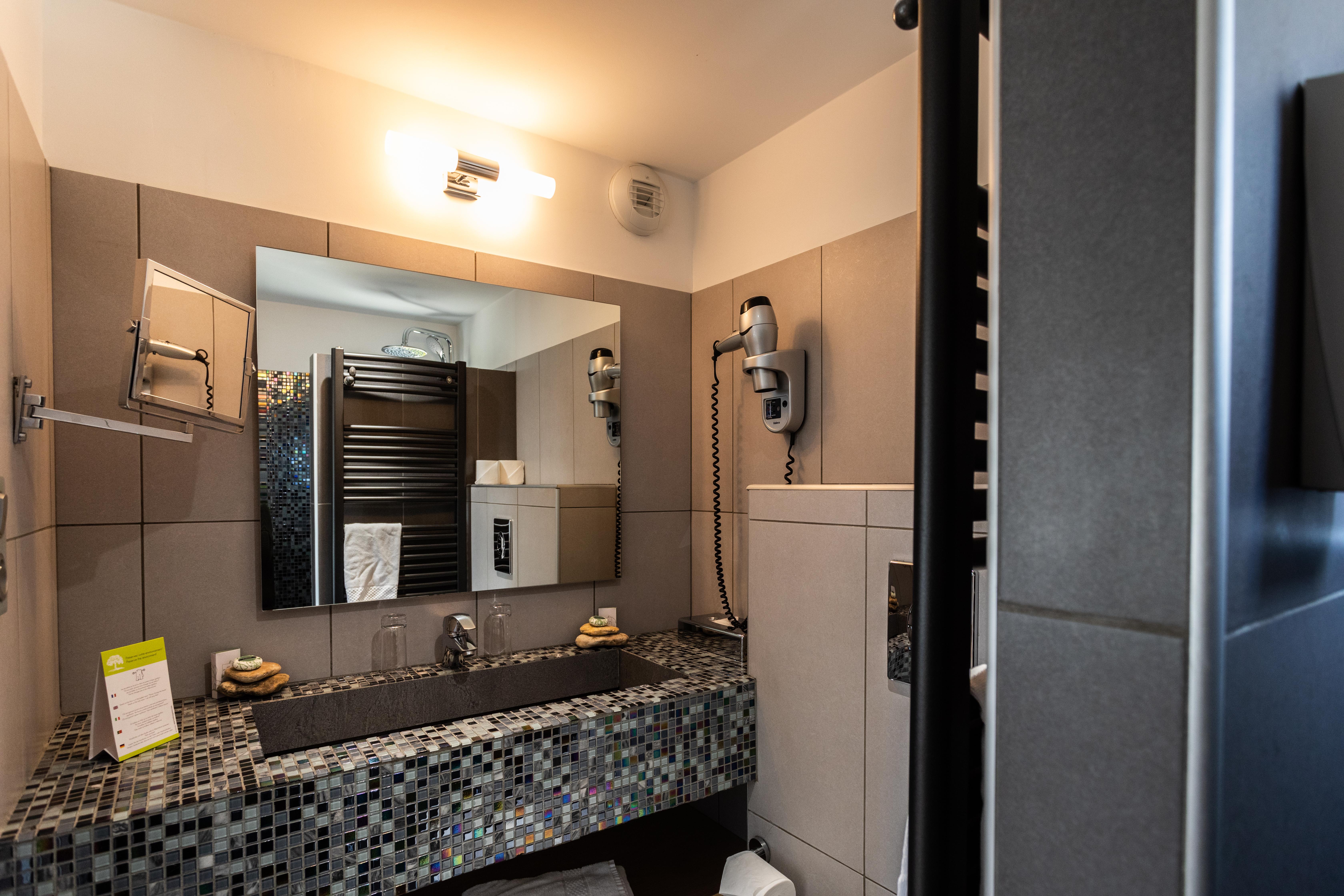 Boutique Hotel Entraigues Юзес Экстерьер фото